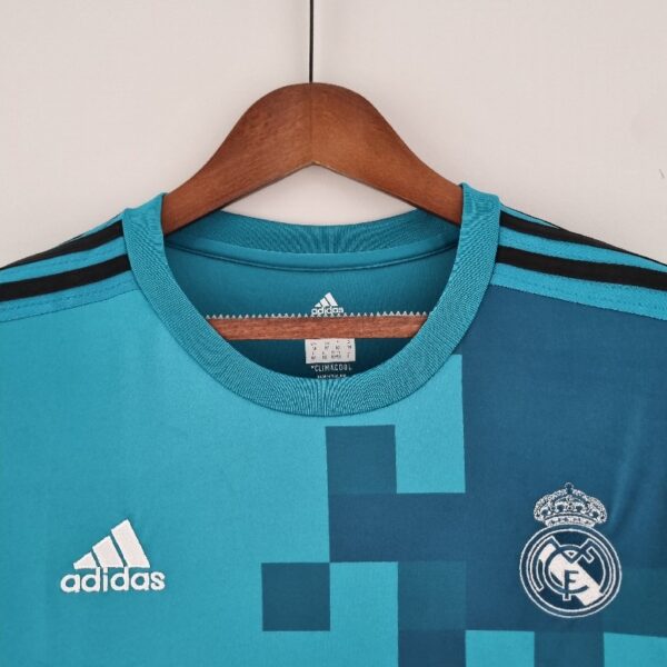 Retro Real Madrid 17/18 long sleeve third away - Image 2