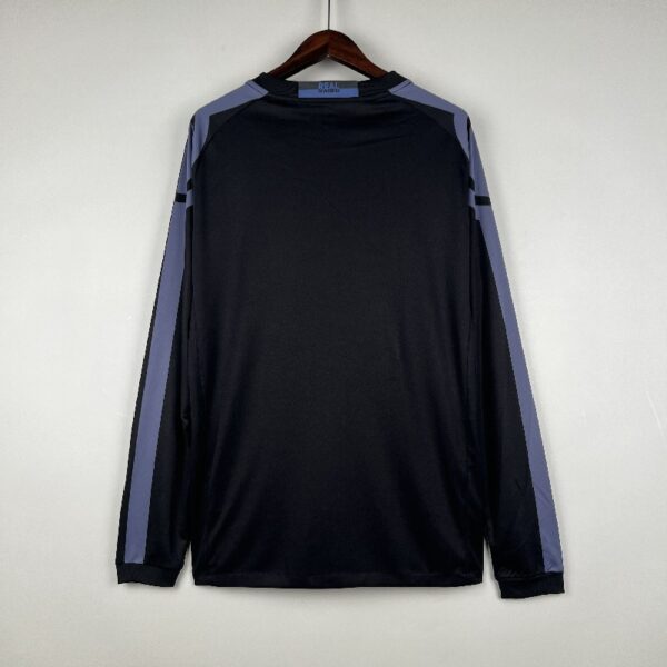 Retro Long Sleeve Real Madrid 16/17 Third Away - Image 2