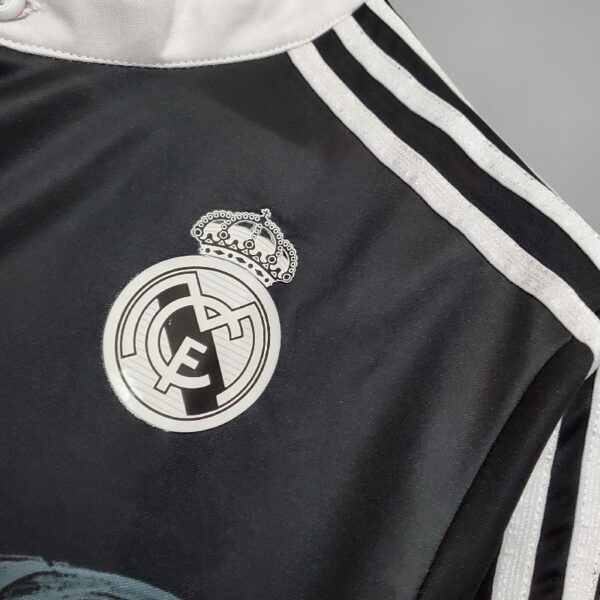 Retro Long Sleeve Real Madrid 14/15 Third Away - Image 3