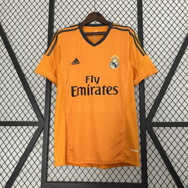 Retro Real Madrid 13/14 third away