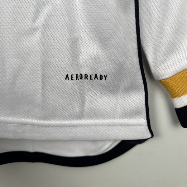 Retro 23/24 Long Sleeve Real Madrid Home - Image 2
