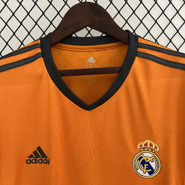 Retro Real Madrid 13/14 third away - Image 8