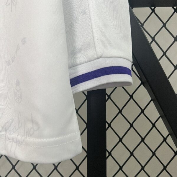 Retro long sleeve Real Madrid 94/96 home - Image 4