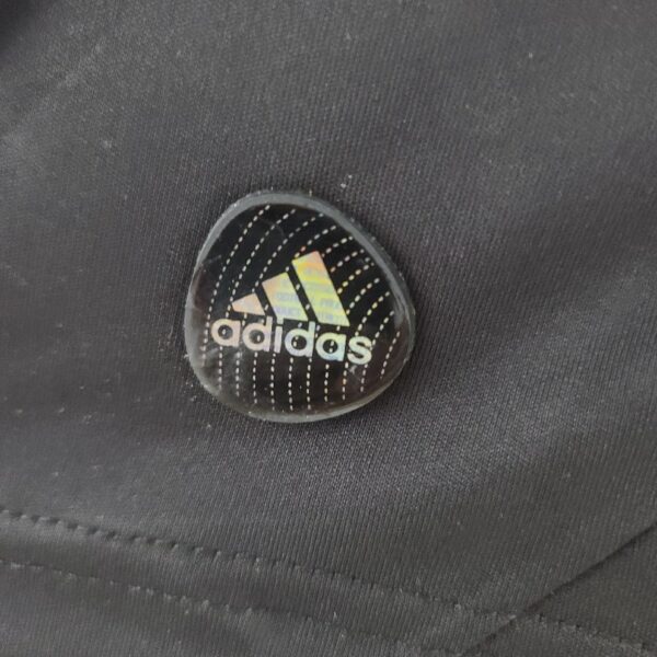 Vintage Real Madrid 11/12 Goalkeeper Black - Image 6