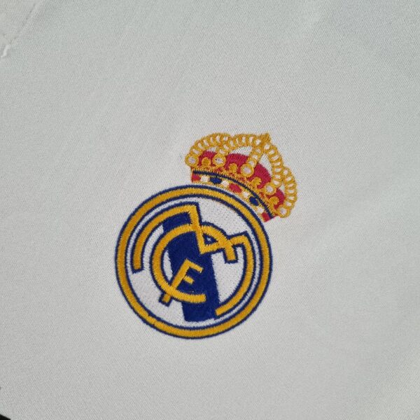 Retro 22 / 23 Real Madrid home - Image 3