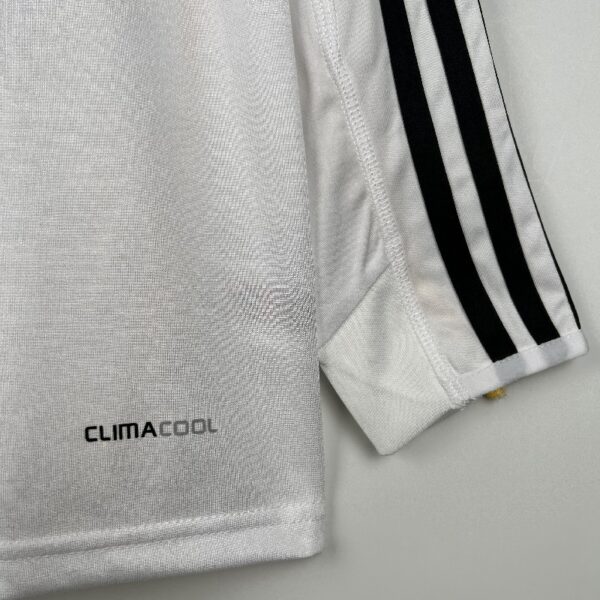 Retro Real Madrid 09/10 Long Sleeve Home - Image 4
