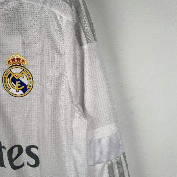 Retro Real Madrid 15/16 Long Sleeve Home - Image 5