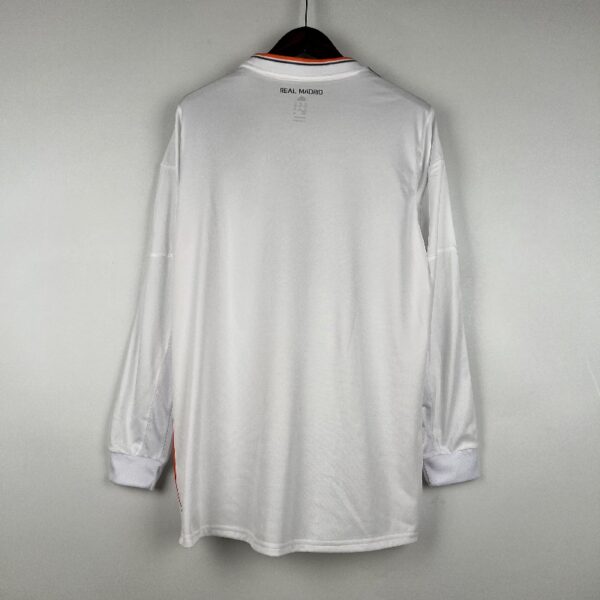 Retro Long Sleeve Real Madrid 13/14 Home - Image 2