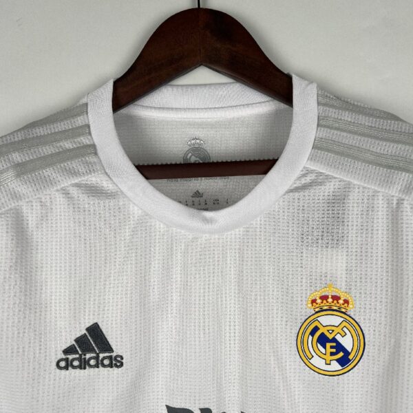 Retro Real Madrid 15/16 Long Sleeve Home - Image 7