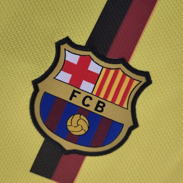 Retro long sleeve Barcelona 08/09 away - Image 3