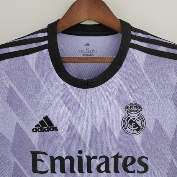Retro 22/23 Real Madrid away - Image 2