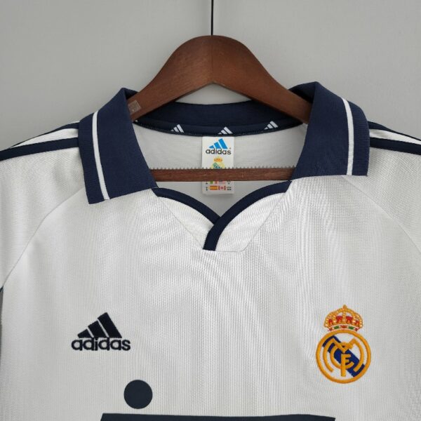 Retro Real Madrid 00/01 home - Image 2