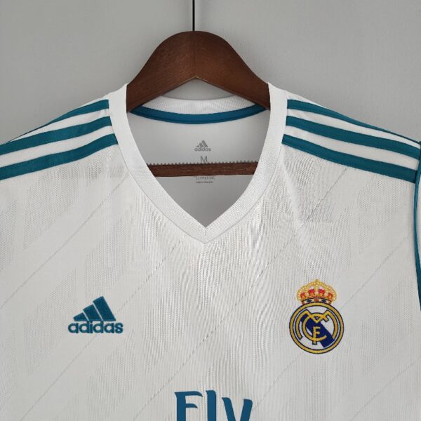 Retro 17/18 Real Madrid home - Image 2