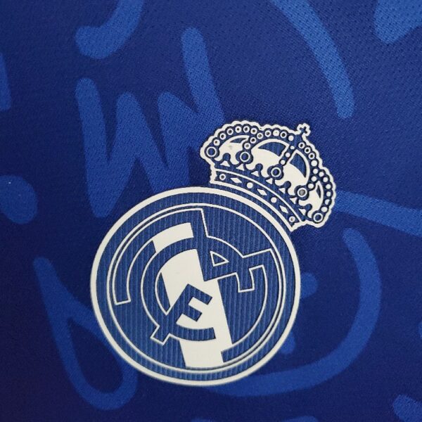 Retro 21/22 Real Madrid away - Image 3