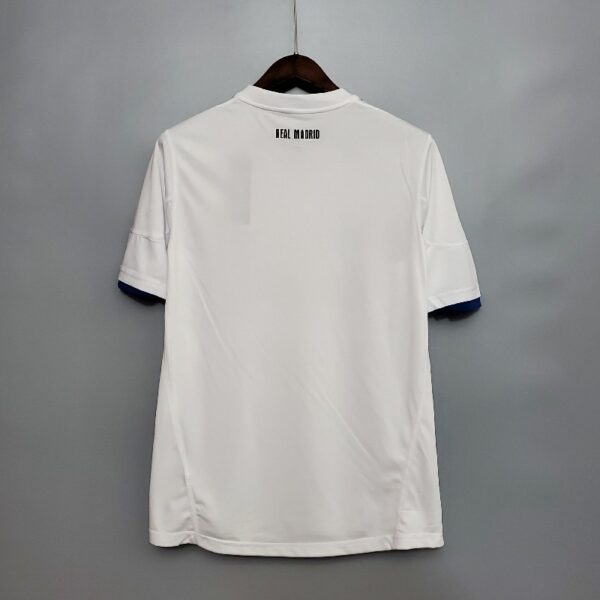 Retro Real Madrid 10/11 home - Image 8