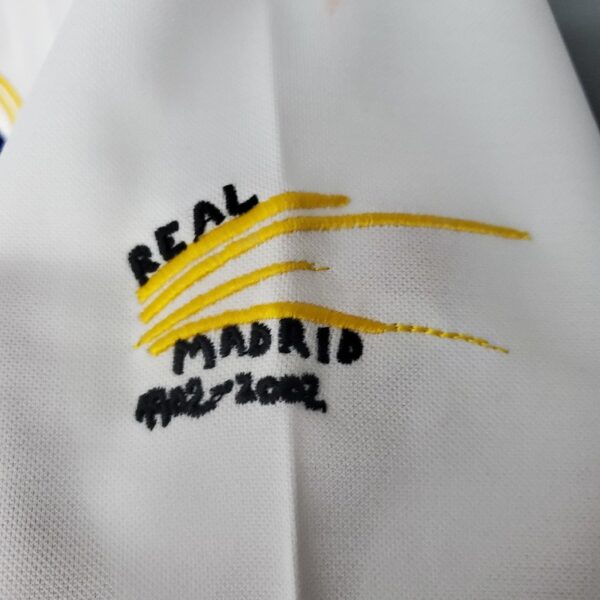 Retro Real Madrid 02/03 Champions League HOME - Image 6