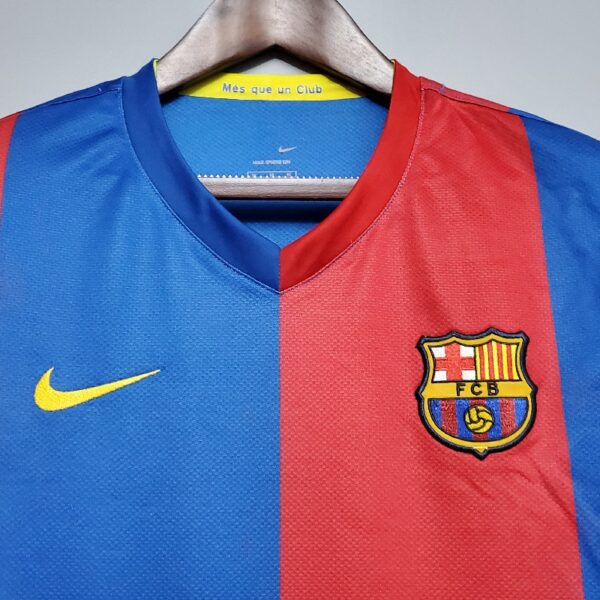 Retro Barcelona 06/07 home - Image 2