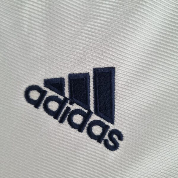 Retro Real Madrid 2000 home - Image 5