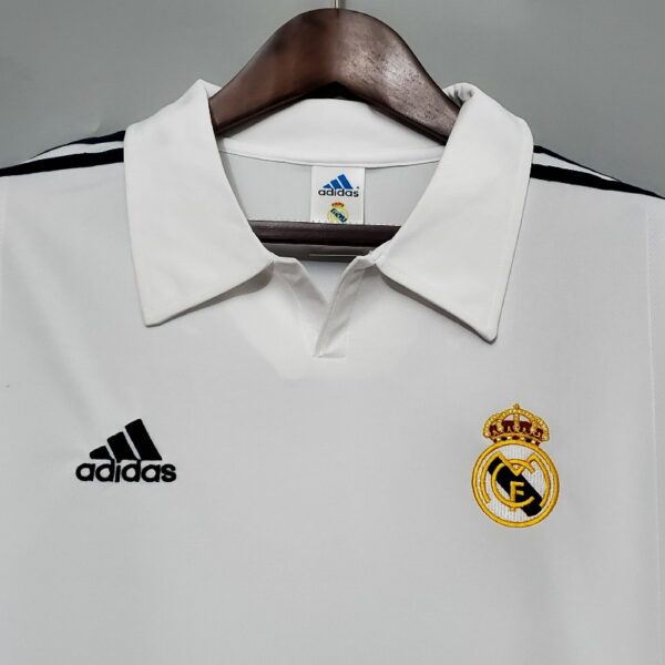 Retro long-sleeved 2002 Real Madrid home - Image 8