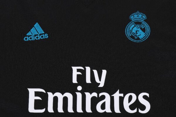 kids Real Madrid 2017-18 away - Image 3