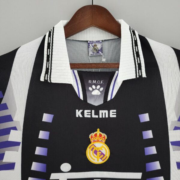 Retro Real Madrid 97/98 Third away - Image 2