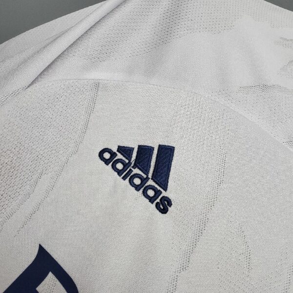 Retro 20/21 Real Madrid home - Image 4