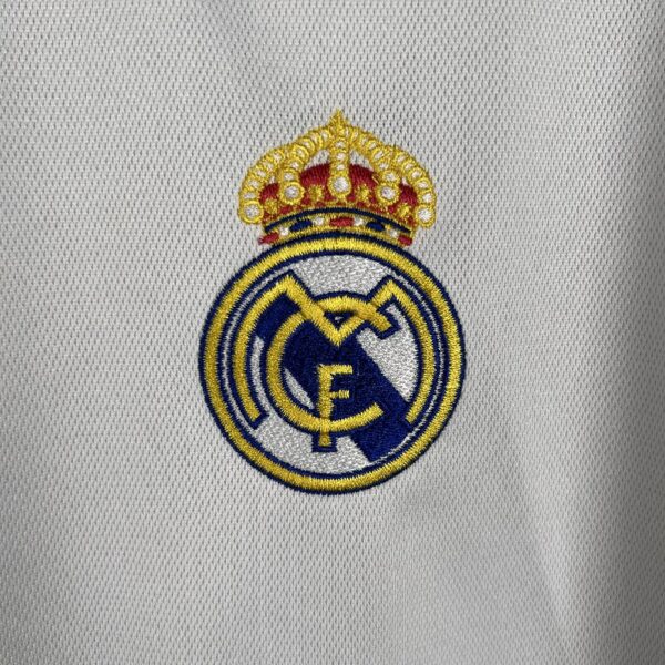 Retro 23/24 Long Sleeve Real Madrid Home - Image 5