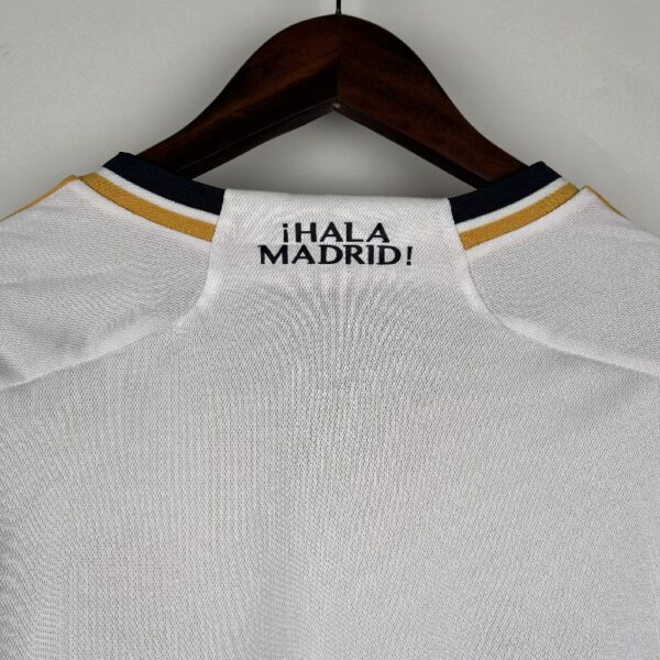 Retro 23/24 Long Sleeve Real Madrid Home - Image 2