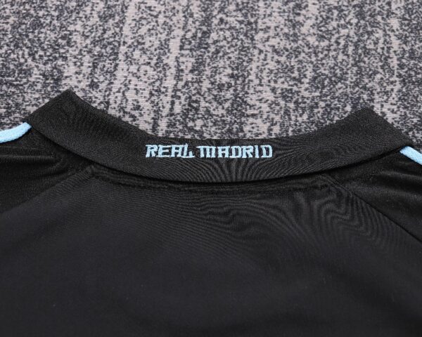 kids Real Madrid 2009/10 away - Image 3
