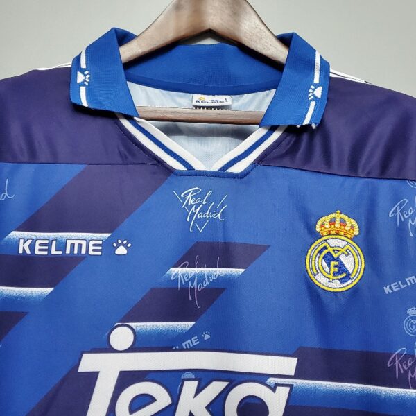 Retro Real Madrid 94/96 away - Image 2