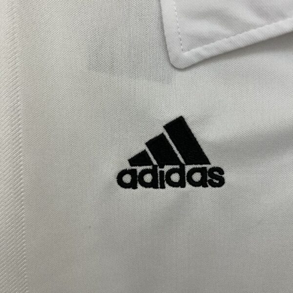 Retro Real Madrid 02/03 Home - Image 5