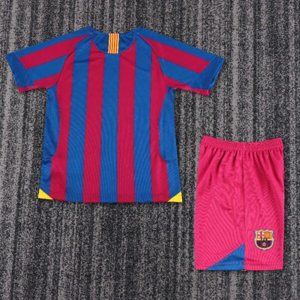 kids Barcelona 05-06 home - Image 4