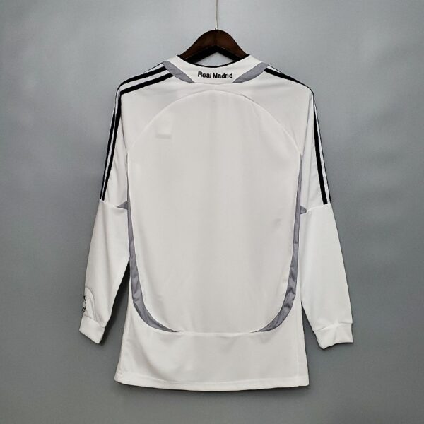 Retro Real Madrid Long sleeve 06/07 home - Image 8