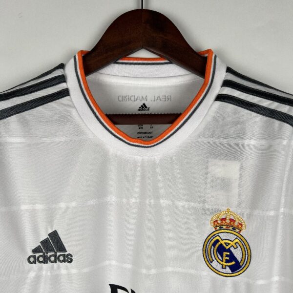 Retro Long Sleeve Real Madrid 13/14 Home - Image 6