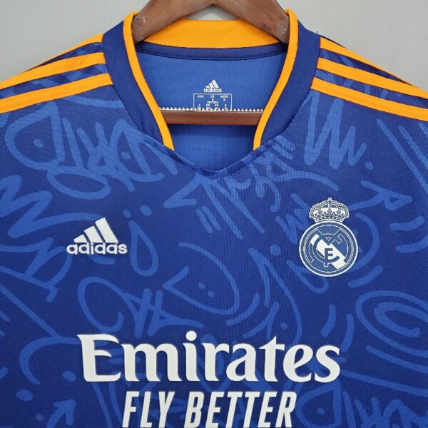Retro 21/22 Real Madrid away - Image 2