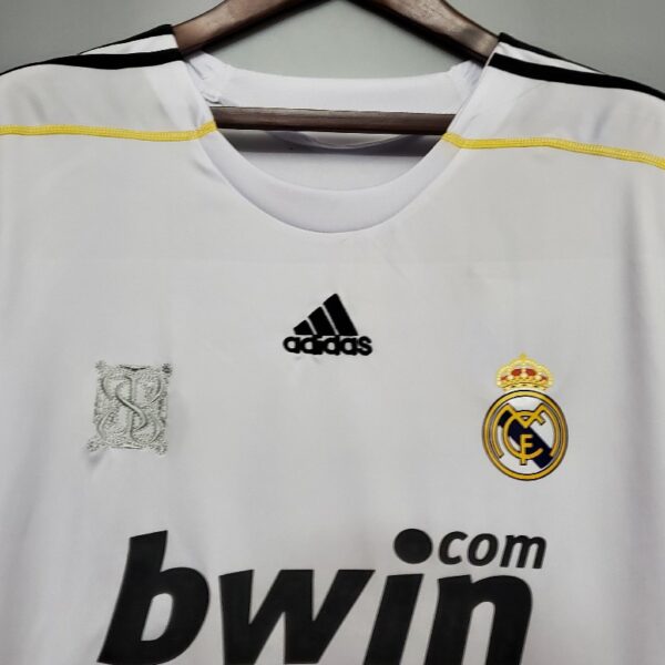 Retro Real Madrid 09/10 home - Image 2