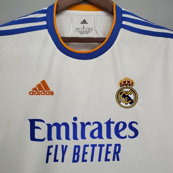 Retro 21/22 Real Madrid home - Image 2