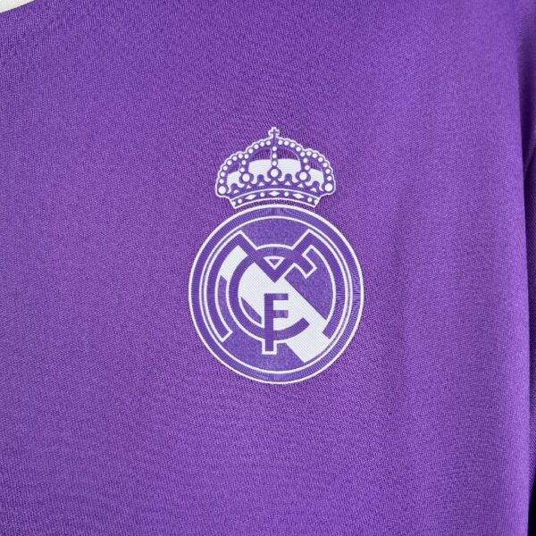 Retro long sleeve Real Madrid 16/17 away - Image 7