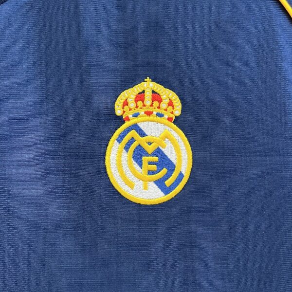 Retro Real Madrid 98/00 Third Away - Image 4