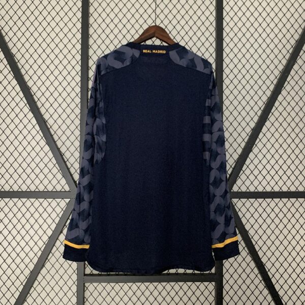 Retro 23/24 Long sleeve Real Madrid away - Image 6