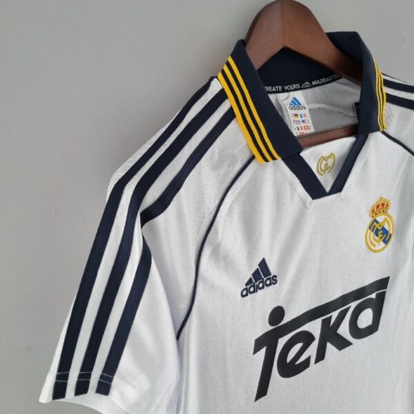 Retro Real Madrid 2000 home - Image 6