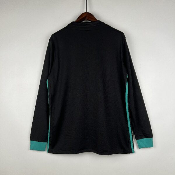 Retro Real Madrid 17/18 Away Long Sleeve - Image 2