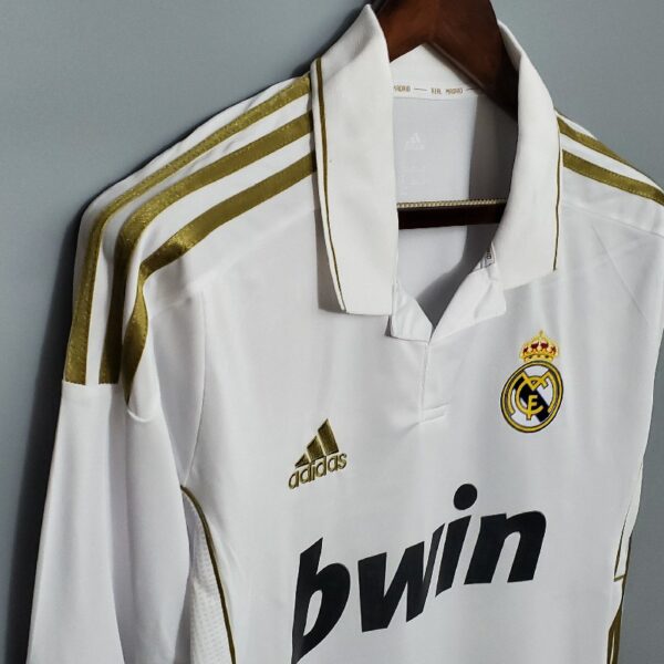 Retro Real Madrid 11/12 Long sleeve home - Image 7