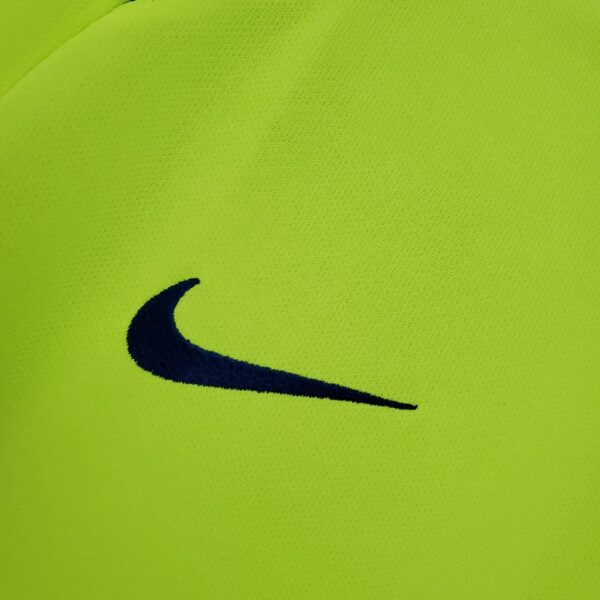 Retro Barcelona 05/06 away - Image 4