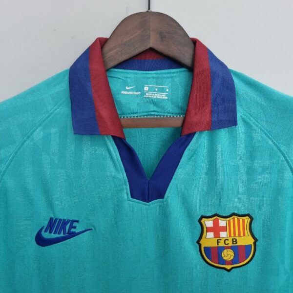 19/20 Barcelona third away - Image 2