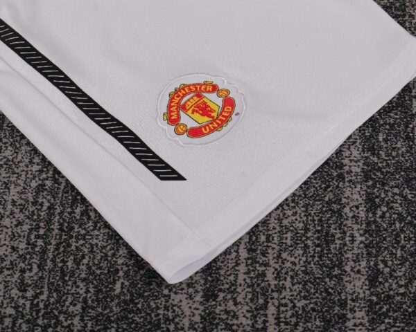 kids Manchester United 2010-11 home Soccer Jersey - Image 3