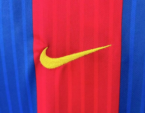Retro long sleeve Barcelona 2016-17 home - Image 4