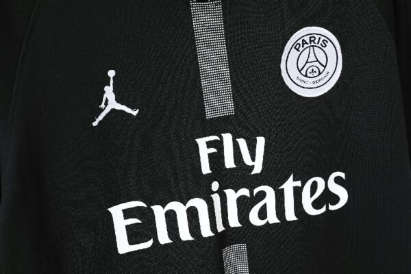 Paris 2018/19 Home Retro Soccer Jersey - Image 3