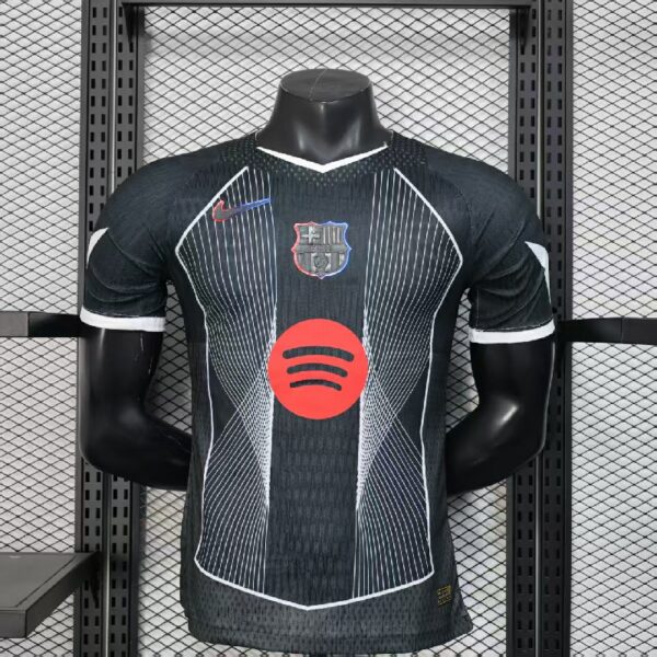 2025/26 Player Barcelona home X 02
