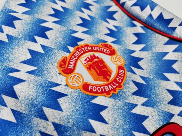 Manchester United 1990/92 away Long Sleeve Retro Soccer Jersey - Image 2